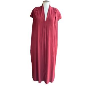 Women's Universal Standard Cap Sleeve V-neck Shift‎ Knee Length Dress 10/12 (XS)